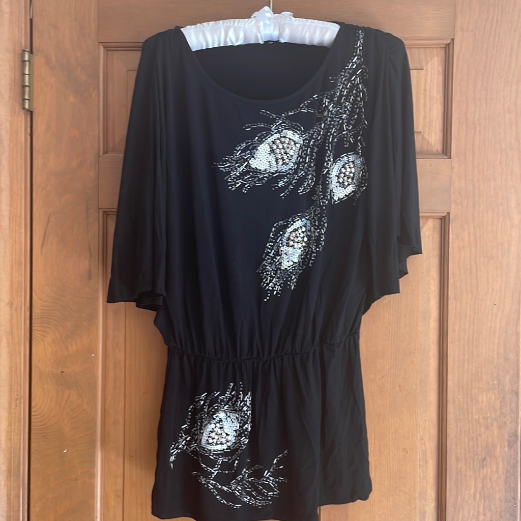 Black Sequin Pull Over Top